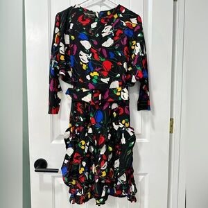 St. Gillian Vintage 100% Silk Long Sleeve Ruffled Dress